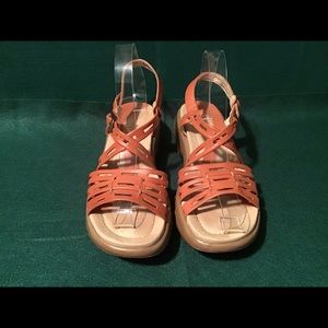 💕 Dansko "Lorelei" Cut Out Sandals Size